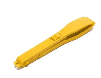 Portable Fish Gripper with Lock and Rod Holder